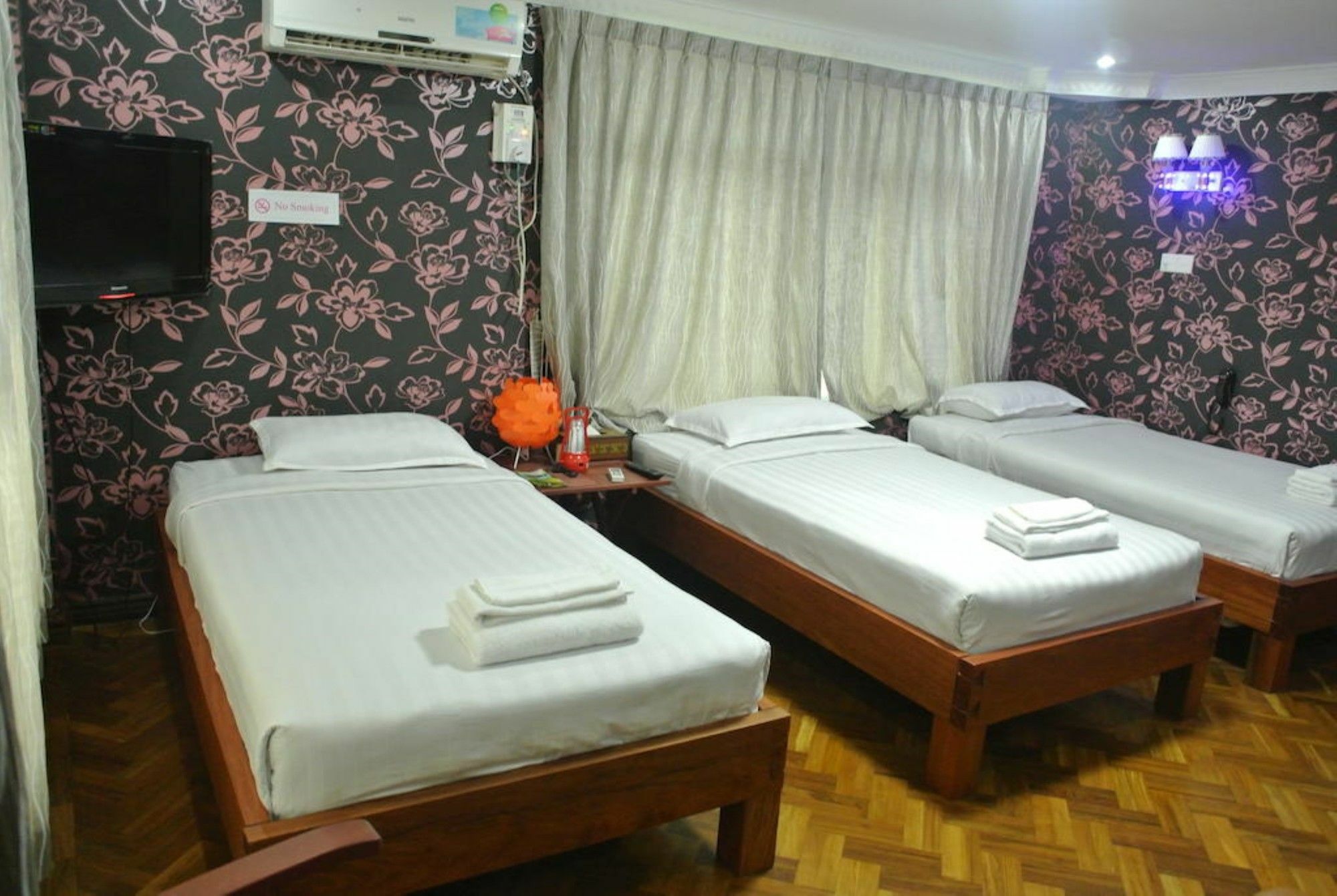 Yaewaddy Motel Gyogon 外观 照片